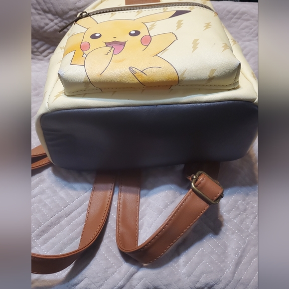 Loungefly Pikachu Mini Backpack Pokémon    EUC - Picture 4 of 9